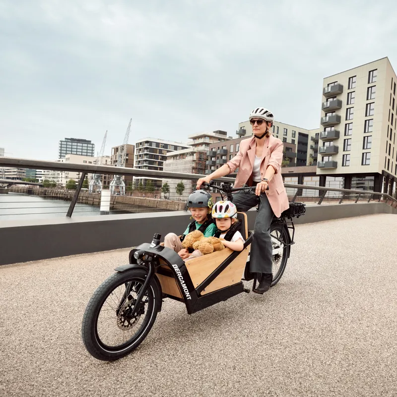 2021 Bergamont E-Cargoville LJ Elite Electric Cargo Bike in White-5